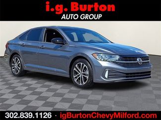 Used 2022 Volkswagen Jetta Sport image 1