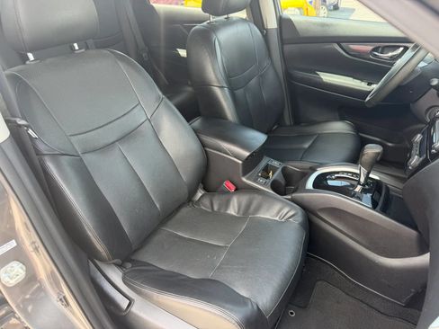 Used 2015 Nissan Rogue SL FWD image 11