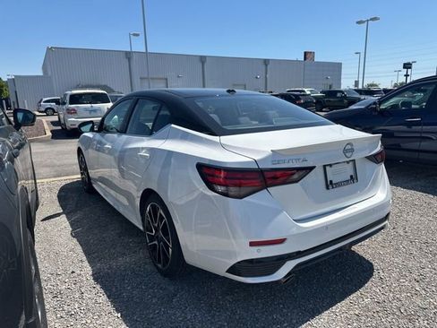 Certified 2025 Nissan Sentra SR image 4