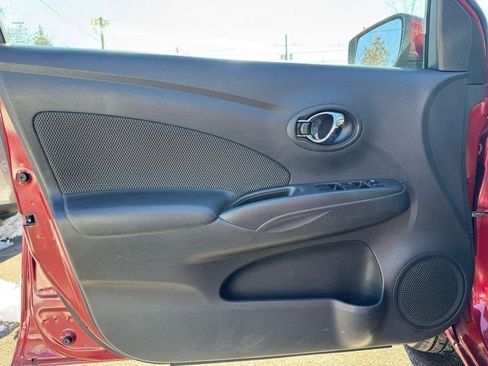 Used 2016 Nissan Versa SV image 21