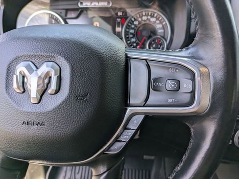 Used 2022 RAM 1500 Laramie AWD/4WD image 16