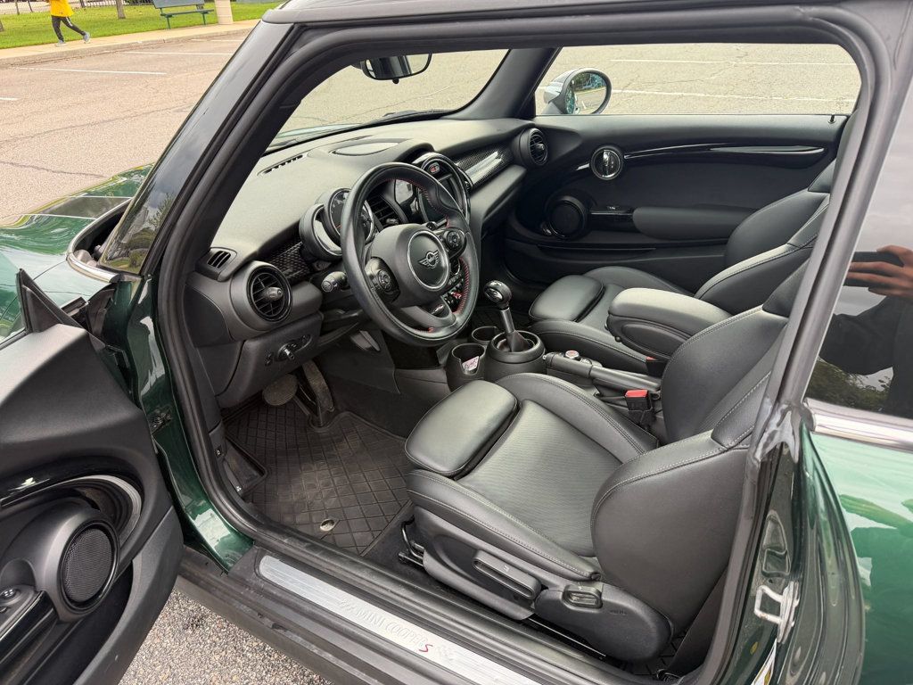 Used 2019 MINI Cooper S w/ Signature Upholstery Package FWD image 7