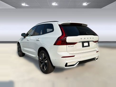 New 2026 Volvo XC60 B5 Plus w/ Protection Package Premier AWD/4WD image 3