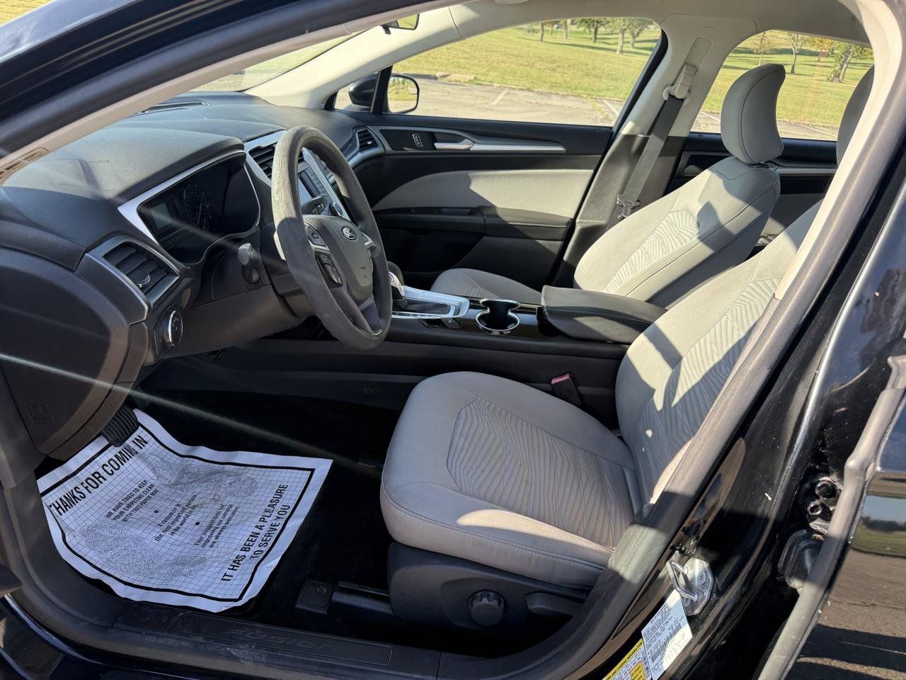 Used 2016 Ford Fusion S FWD image 10