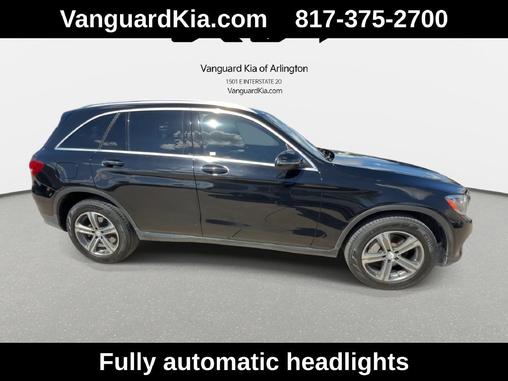 Used 2017 Mercedes-Benz GLC 300 4MATIC image 10
