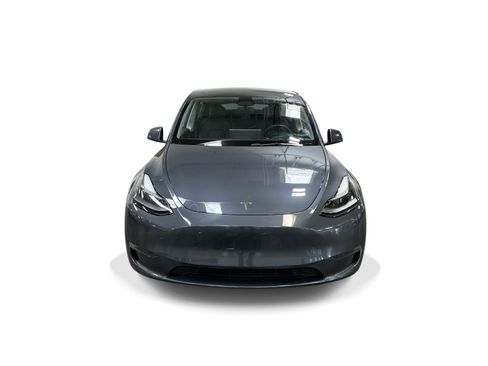Certified 2023 Tesla Model Y Long Range AWD/4WD image 2