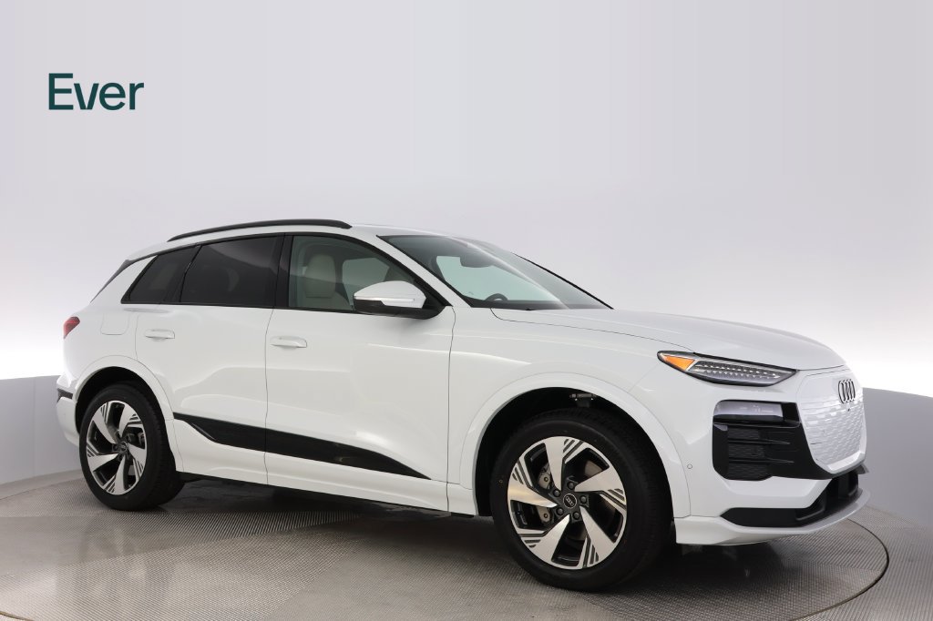 Used 2025 Audi Q6 e-tron Premium Plus AWD/4WD image 14
