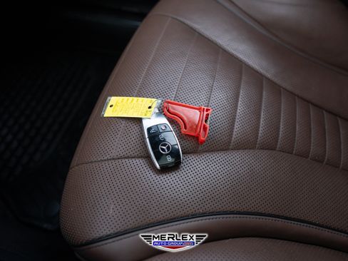 Used 2019 Mercedes-Benz S 560 4MATIC Sedan image 55
