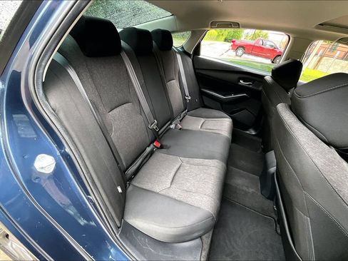 Used 2023 Honda Accord EX image 30
