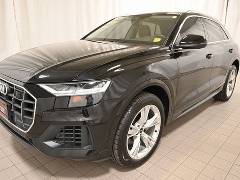 Used 2022 Audi Q8 Premium Plus w/ Premium Plus Package image 17