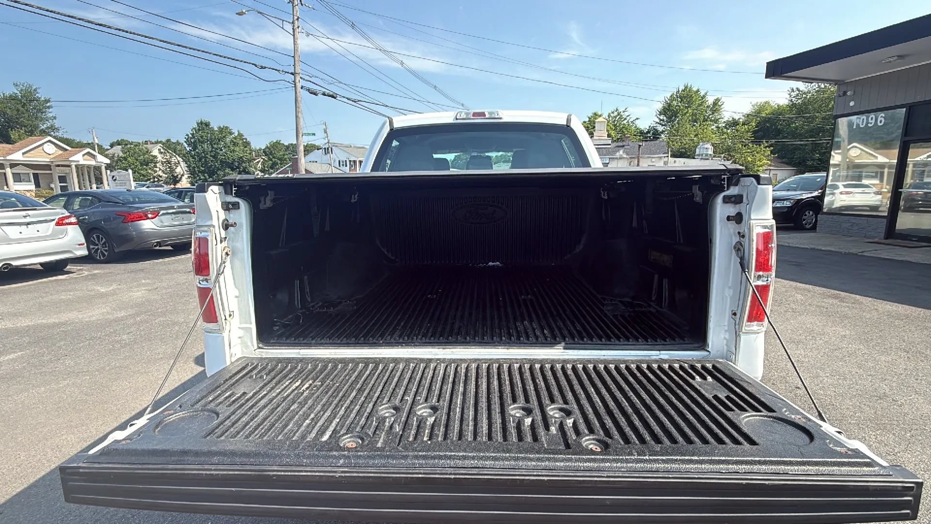 Used 2014 Ford F150 STX w/ Equipment Group 201A Mid AWD/4WD image 9