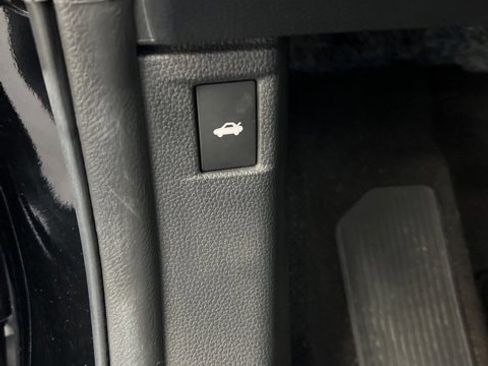 Used 2023 Honda Accord EX image 27