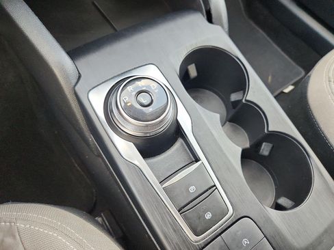Used 2022 Ford Escape SE FWD image 15