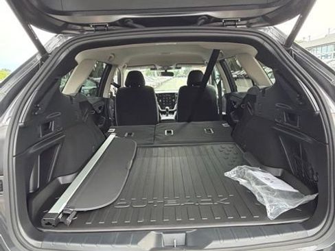 Used 2025 Subaru Outback Premium AWD/4WD image 30