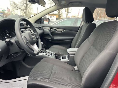 Used 2022 Nissan Rogue Sport S image 18