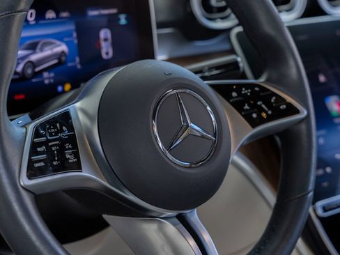 Used 2024 Mercedes-Benz CLE 300 4MATIC Coupe image 16