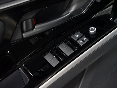 Certified 2024 Toyota bZ4X FWD image 29