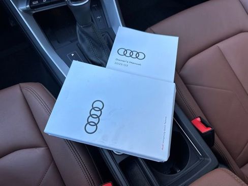 Certified 2025 Audi Q3 2.0T Premium w/ Convenience Package image 16