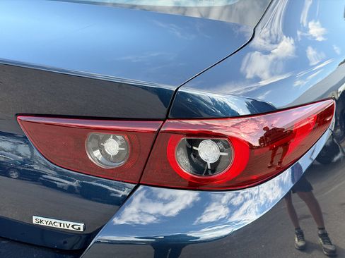 Used 2024 MAZDA MAZDA3 s image 11