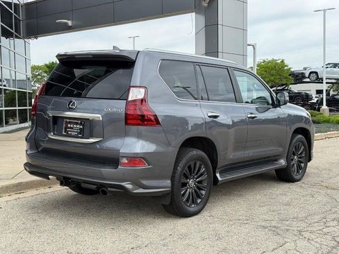 Used 2022 Lexus GX 460 Luxury w/ Sport Design Package AWD/4WD image 2