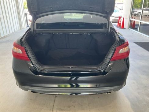 Used 2018 Nissan Altima 2.5 SL FWD image 18