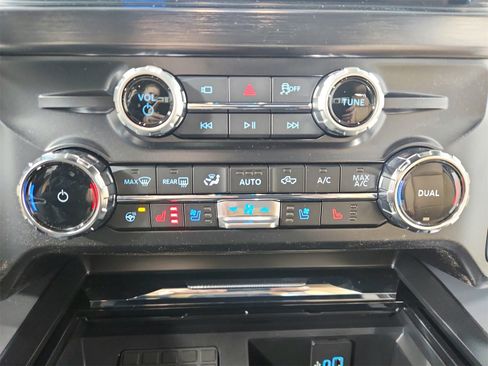 New 2026 Ford F250 Lariat w/ Chrome Package image 31