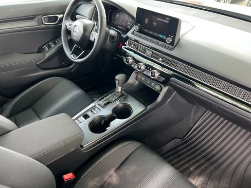 New 2026 Honda Civic Sport image 17