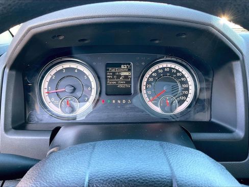 Used 2019 RAM 1500 Express image 18