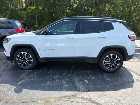 Used 2024 Jeep Compass Limited AWD/4WD image 6