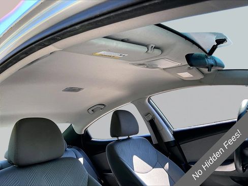 Used 2013 Hyundai Elantra GLS FWD image 18