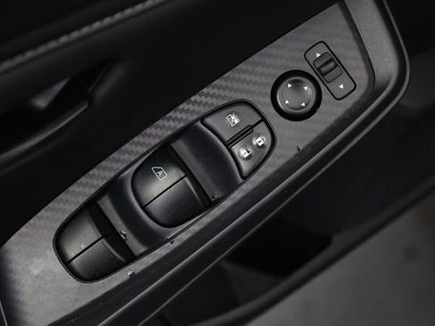 Used 2024 Nissan Sentra S image 12