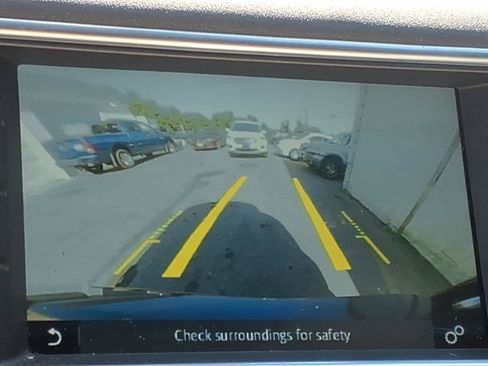 Used 2017 Land Rover Range Rover Evoque SE AWD/4WD image 11