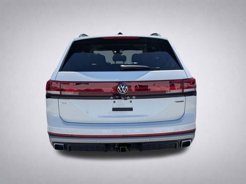 New 2026 Volkswagen Atlas Peak Edition AWD/4WD image 4