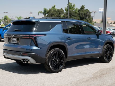 New 2026 Chevrolet Traverse LT w/ Driver Confidence Package image 4