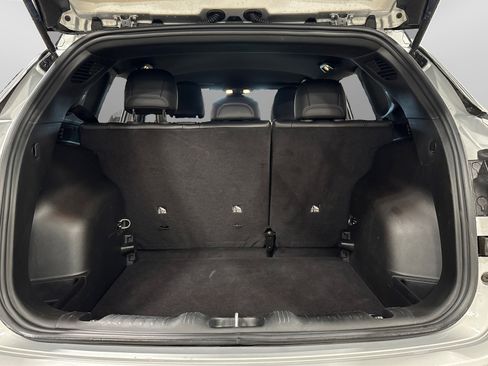 Used 2025 Jeep Compass Limited image 42