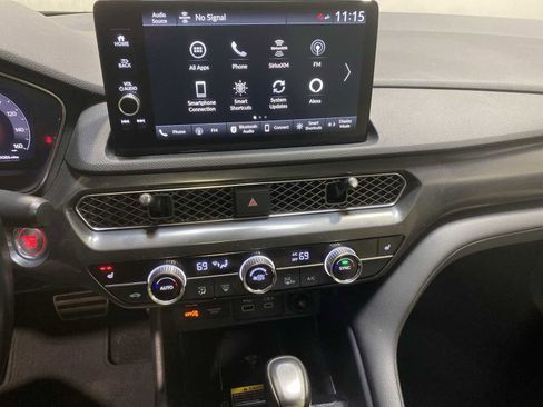 Used 2023 Acura Integra A-Spec image 16