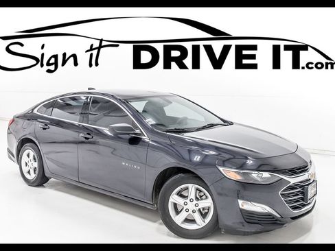 Used 2022 Chevrolet Malibu LS FWD image 1