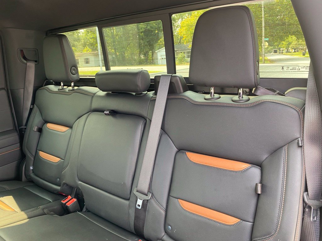 Used 2025 GMC Sierra 1500 AT4 w/ AT4 Premium Package AWD/4WD image 28