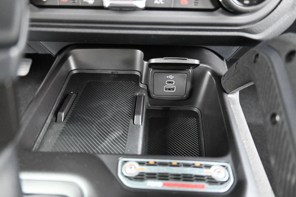 New 2026 Ford Bronco Raptor AWD/4WD image 18
