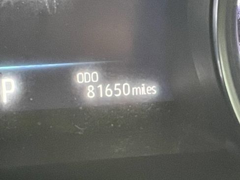 Used 2018 Toyota Camry XLE image 39