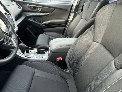 Used 2025 Subaru Ascent Premium image 7