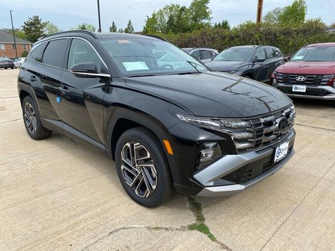New 2026 Hyundai Tucson Limited AWD/4WD image 1