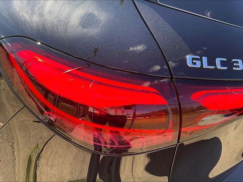 Certified 2025 Mercedes-Benz GLC 350e 4MATIC image 24