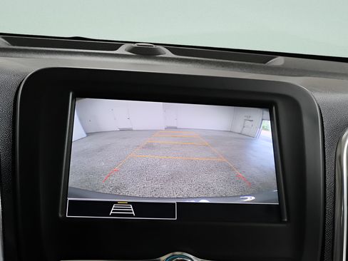 Used 2024 Chevrolet Equinox LS w/ LS Convenience Package AWD/4WD image 12