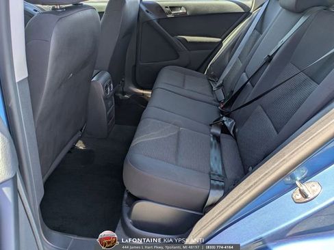 Used 2017 Volkswagen Tiguan S FWD image 25
