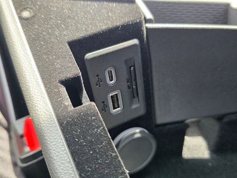 Used 2025 Cadillac CT4 V image 34