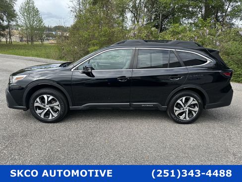 Used 2022 Subaru Outback Limited image 2