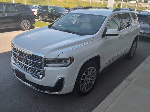 Used 2023 GMC Acadia Denali w/ LPO, 'HIT The Road' Package AWD/4WD image 2