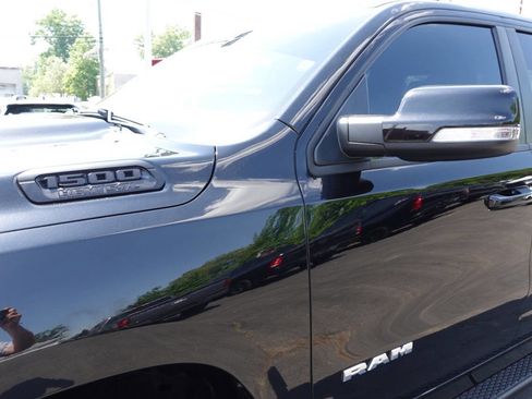 Used 2022 RAM 1500 Big Horn AWD/4WD image 9