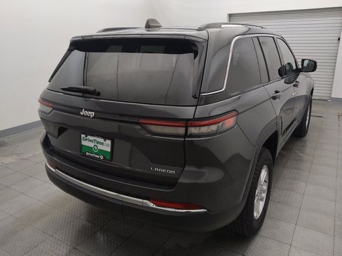Used 2023 Jeep Grand Cherokee Laredo w/ Luxury Tech Group I RWD image 7
